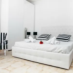 casa-marzia.hotelsalgherosardinia.com/