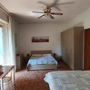 Lo Scoiattolo Nocleg ze śniadaniem