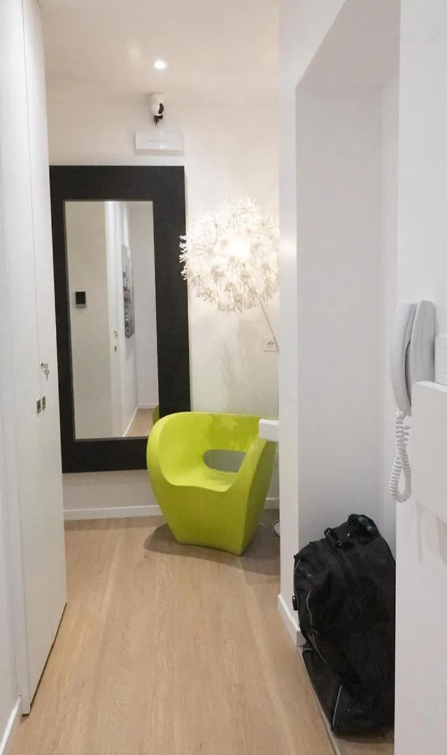 بيت ضيافة Forever Rooms فيرونا
